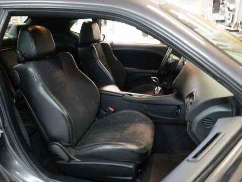 Used 2018 Dodge Challenger GT w/ GT Interior Package image 27