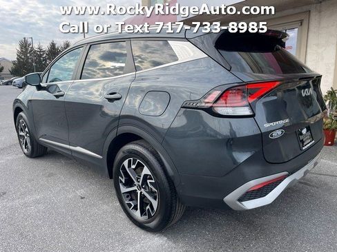 Used 2023 Kia Sportage EX image 5