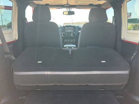 Used 2013 Jeep Wrangler Sport AWD/4WD image 32
