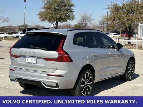 Certified 2023 Volvo XC60 B5 Plus w/ Climate Package image 6