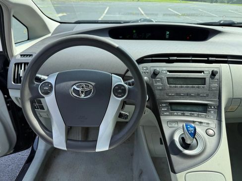Used 2010 Toyota Prius Five FWD image 13