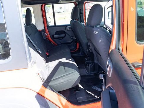 Used 2023 Jeep Wrangler Sport image 39