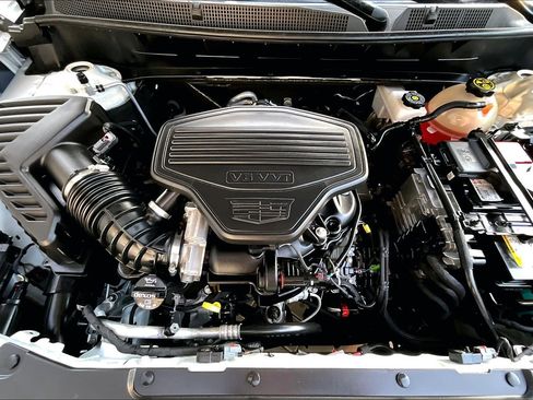 Used 2023 Cadillac XT6 Premium Luxury image 10