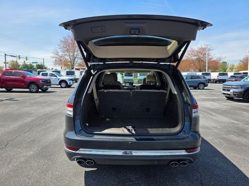 Used 2021 Lincoln Aviator Reserve w/ Equipment Group 201A AWD/4WD image 9