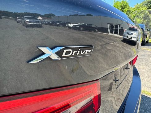 Used 2017 BMW 530i xDrive image 35