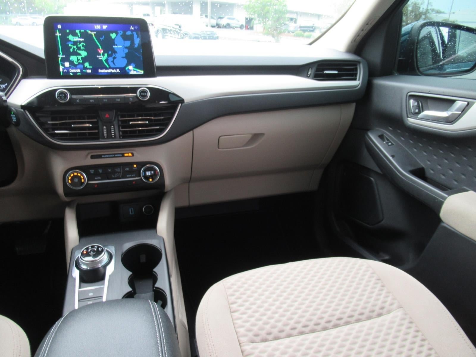 Used 2020 Ford Escape SE FWD image 14
