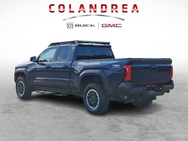 Used 2025 Toyota Tacoma TRD Off-Road AWD/4WD image 4