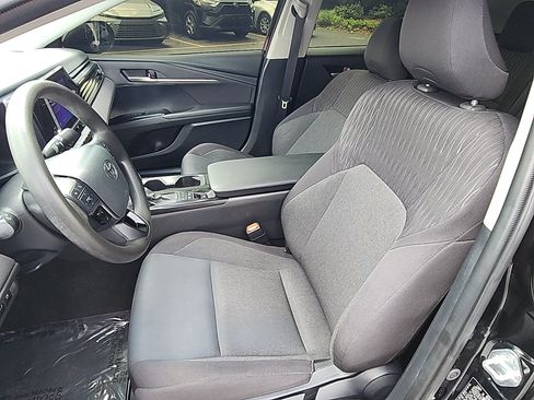 Certified 2025 Toyota Camry LE FWD image 20