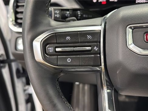 Used 2025 GMC Acadia Elevation image 26