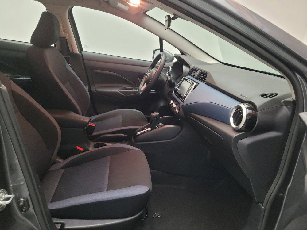 Used 2025 Nissan Versa SV w/ Trunk Package FWD image 21