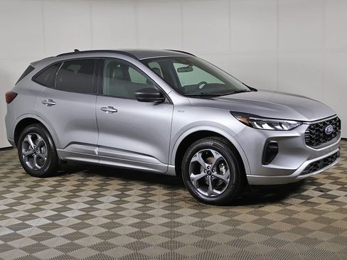 Used 2023 Ford Escape ST-Line w/ Tech Pack #1 image 2