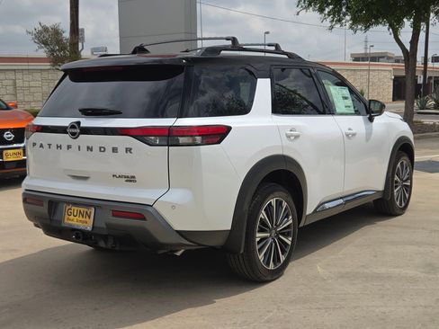 New 2026 Nissan Pathfinder Platinum AWD/4WD image 3
