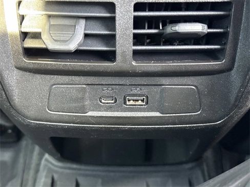 Used 2023 Chevrolet Colorado Z71 w/ Z71 Convenience Package 2 image 17