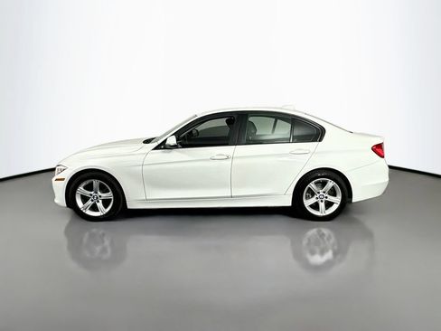 Used 2015 BMW 320i Sedan RWD image 5