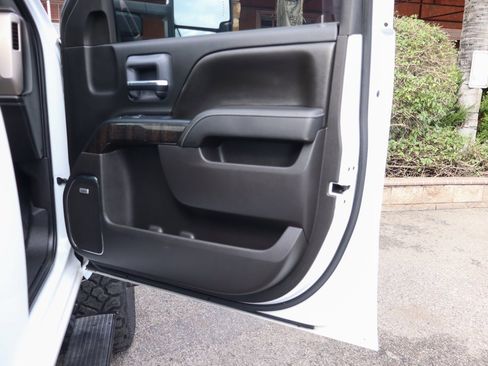 Used 2016 GMC Sierra 3500 Denali w/ Duramax Plus Package image 49