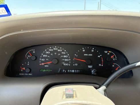 Used 2003 Ford Excursion XLT RWD image 17