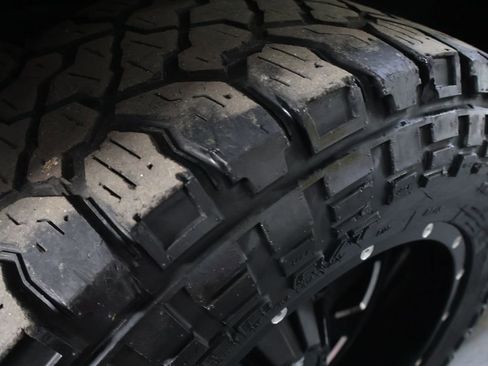 Used 2015 Jeep Wrangler Unlimited Sahara AWD/4WD image 31