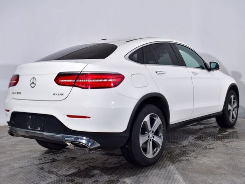 Used 2017 Mercedes-Benz GLC 300 GLC 300 Coupe image 5