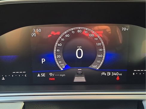 New 2026 Volkswagen Taos SE image 24