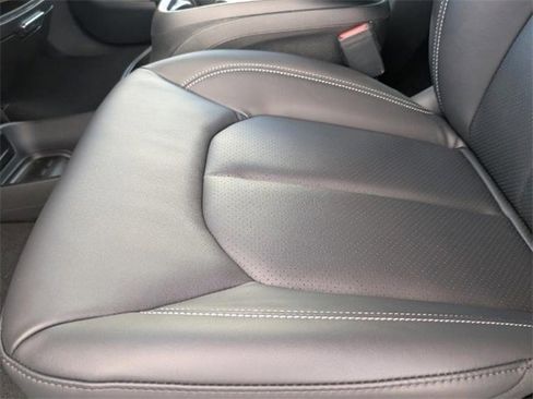 New 2026 Chrysler Pacifica Select image 23