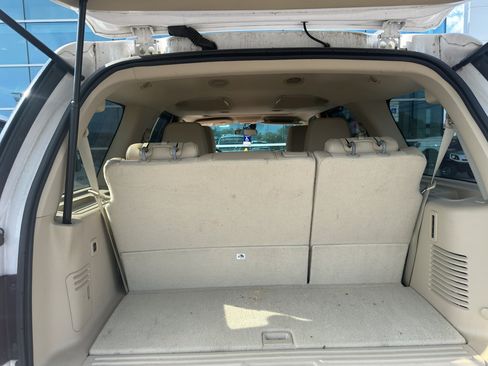 Used 2016 Ford Expedition Limited w/ Equipment Group 301A RWD image 5