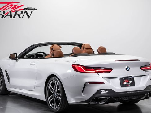 Used 2022 BMW 840i Convertible RWD image 3