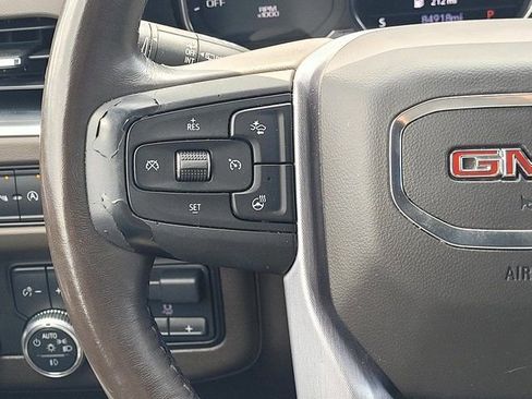 Used 2021 GMC Yukon SLT w/ SLT Luxury Plus Package image 29
