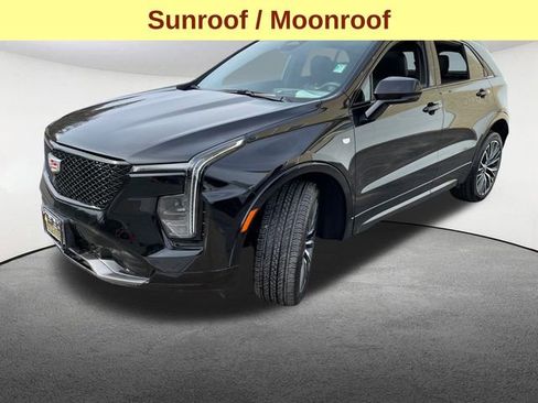 Used 2024 Cadillac XT4 Sport image 5