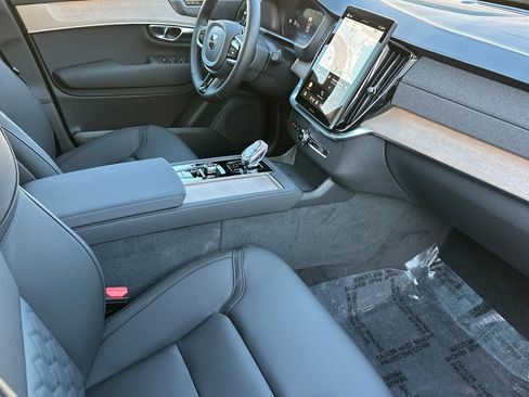 New 2026 Volvo XC90 B5 Plus w/ Protection Package image 19