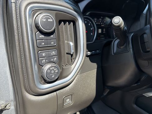 Used 2021 Chevrolet Silverado 1500 LTZ w/ LTZ Premium Package AWD/4WD image 14