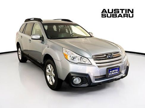 Used 2014 Subaru Outback 3.6R Limited w/ Moonroof Package image 1