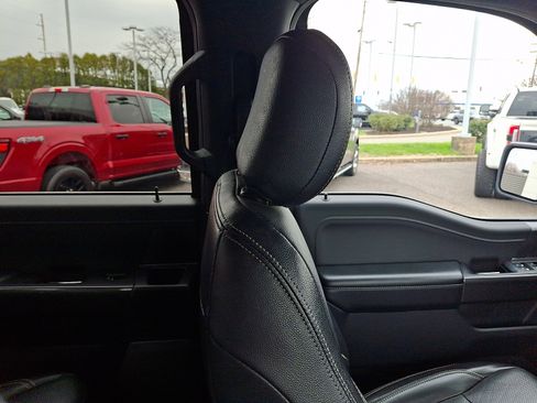 Used 2022 Ford F150 XLT w/ Equipment Group 302A High image 12