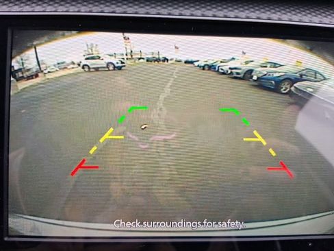 Used 2021 Nissan Kicks SV image 30