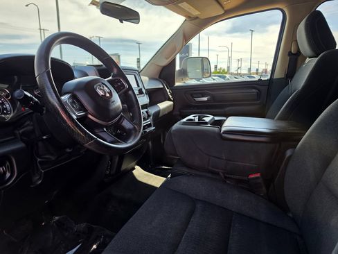 Used 2019 RAM 1500 Tradesman AWD/4WD image 10