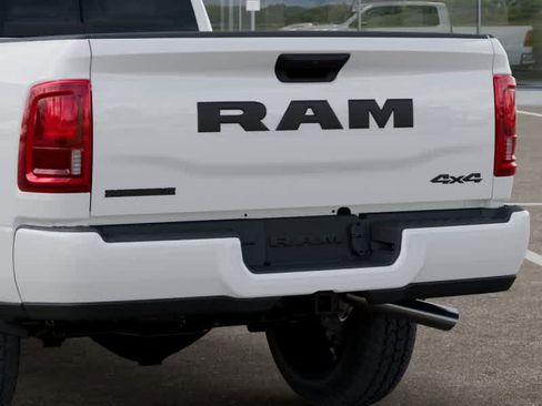 New 2026 RAM 2500 Big Horn AWD/4WD image 13