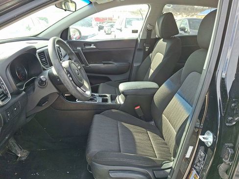 Used 2020 Kia Sportage LX image 13
