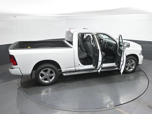 Used 2016 RAM 1500 Express AWD/4WD image 49