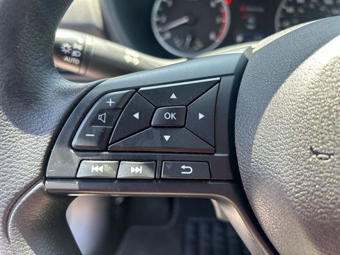 Used 2024 Nissan Sentra S FWD image 18