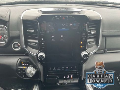 Used 2025 RAM 1500 Laramie AWD/4WD image 18