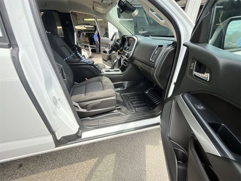 Certified 2022 Chevrolet Colorado LT w/ Fleet Safety Package image 23