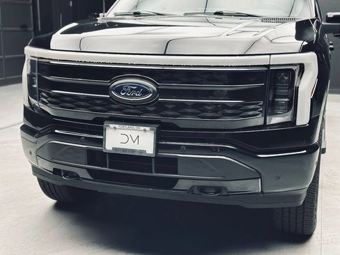 Used 2023 Ford F150 Lightning Platinum AWD/4WD image 14