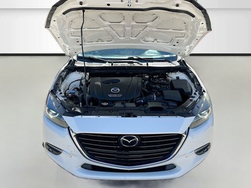 Used 2017 MAZDA MAZDA3 Grand Touring w/ Premium Equipment Package image 31