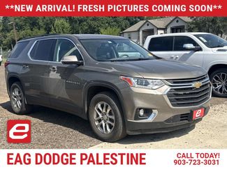 Used 2020 Chevrolet Traverse LT FWD video 1