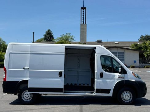 Used 2021 RAM ProMaster 2500 FWD image 25