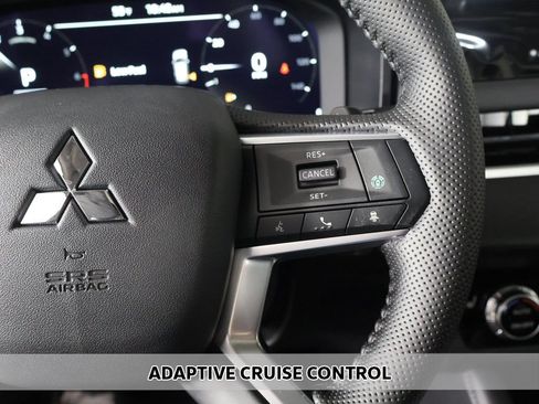 New 2026 Mitsubishi Outlander SE AWD/4WD image 6