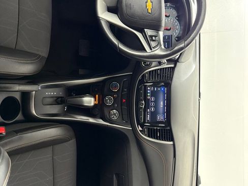 Used 2022 Chevrolet Trax LT w/ Driver Confidence Package image 25