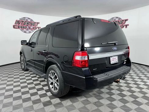 Used 2017 Ford Expedition XLT w/ Equipment Group 202A image 5