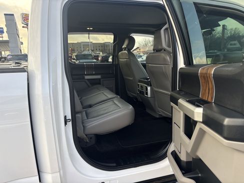 Used 2018 Ford F150 Lariat w/ Equipment Group 502A Luxury image 7