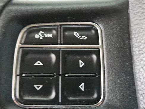 Used 2018 RAM 1500 4x4 Crew Cab w/ Protection Group image 15