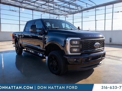 Used 2024 Ford F250 XLT w/ XLT Premium Package image 35